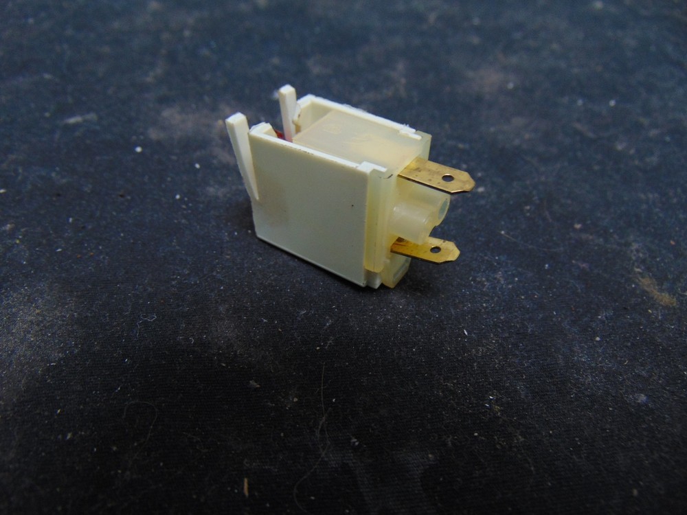 GE Electric Range JBP80B0H2BB Indicator Light