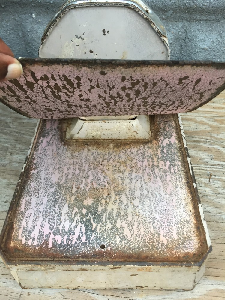 Detecto Low Boy Scale Working Condition, Distressed Rustic Vintage