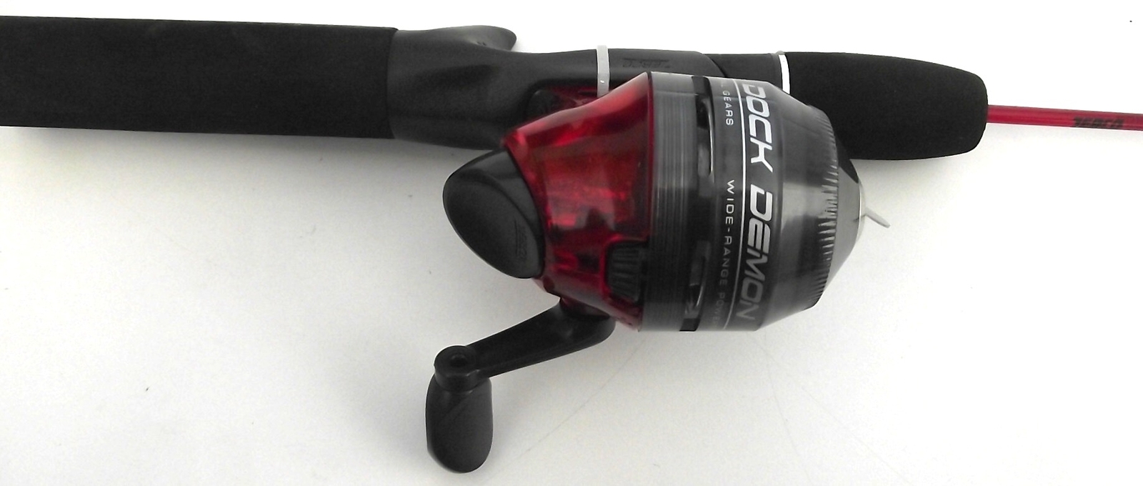 Zebco Dock Demon Spincast Rod & Reel Combo Super Tough 6 Pieces