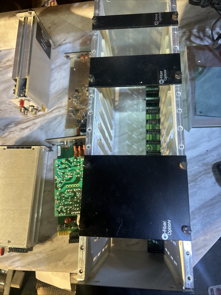 Fiber Options 515R Rack Chassis With 6 Crds