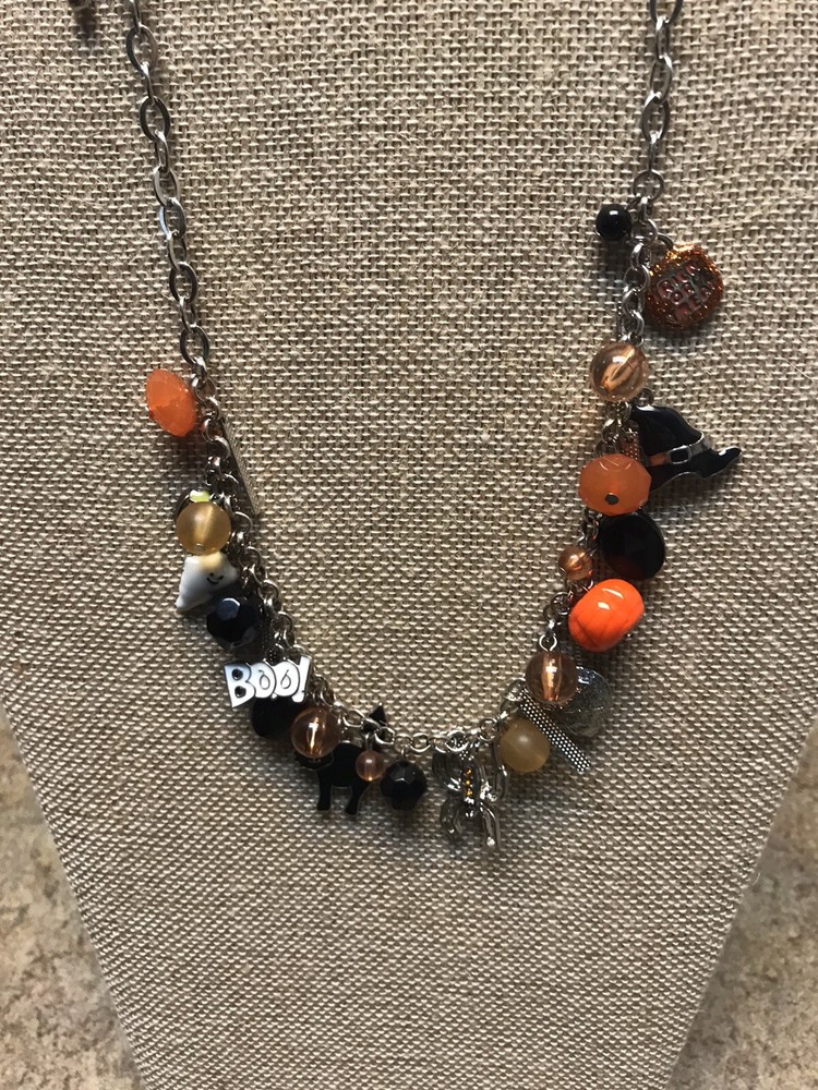 halloween necklace with ghost earrings