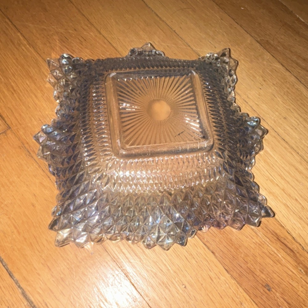 Pressed Glass Decorative Diamond Pattern Square Bowl Clear Glossy One-Piece