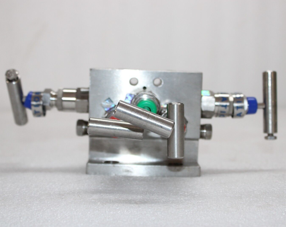 1x EXCELOCK E505 DM VALVES & MANIFOLDS