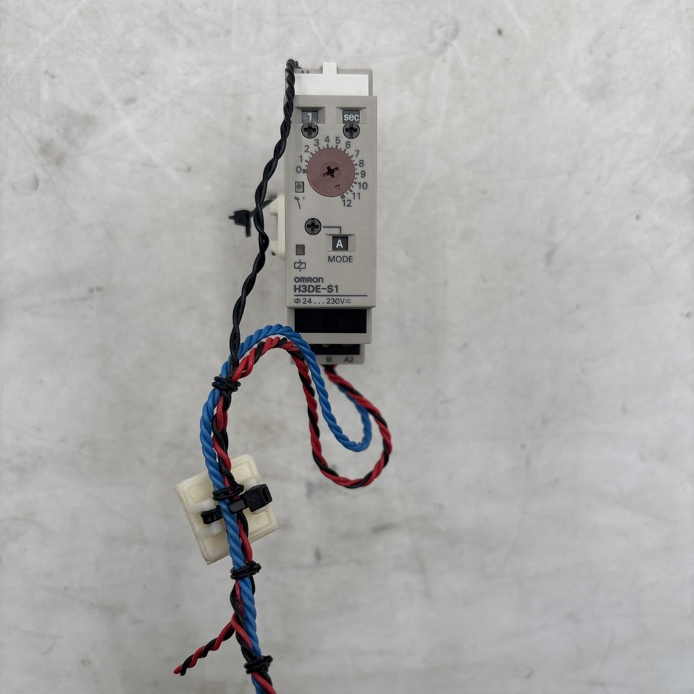 Omron H3DE-S1 Timer