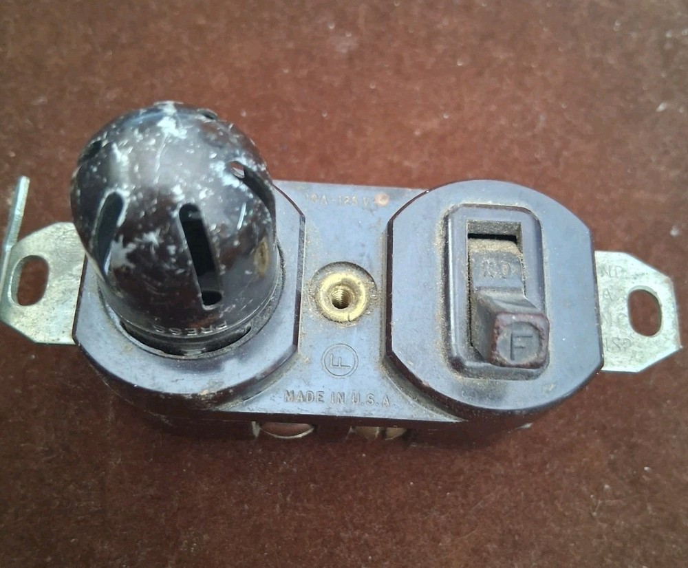 Vintage Circle F Light Switch With ON/OFF Indicator Light-Untested Salvage.