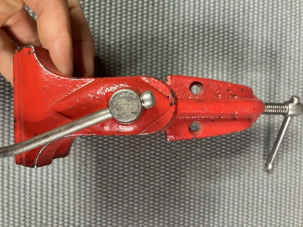 Sears Red bench Vise/Clamp (2.5" Jaws)