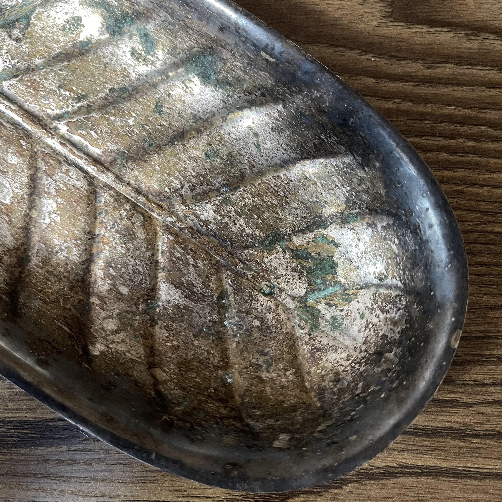 Vintage International Silver Co Leaf Tray Dish Silverplate Handle Candy Nut