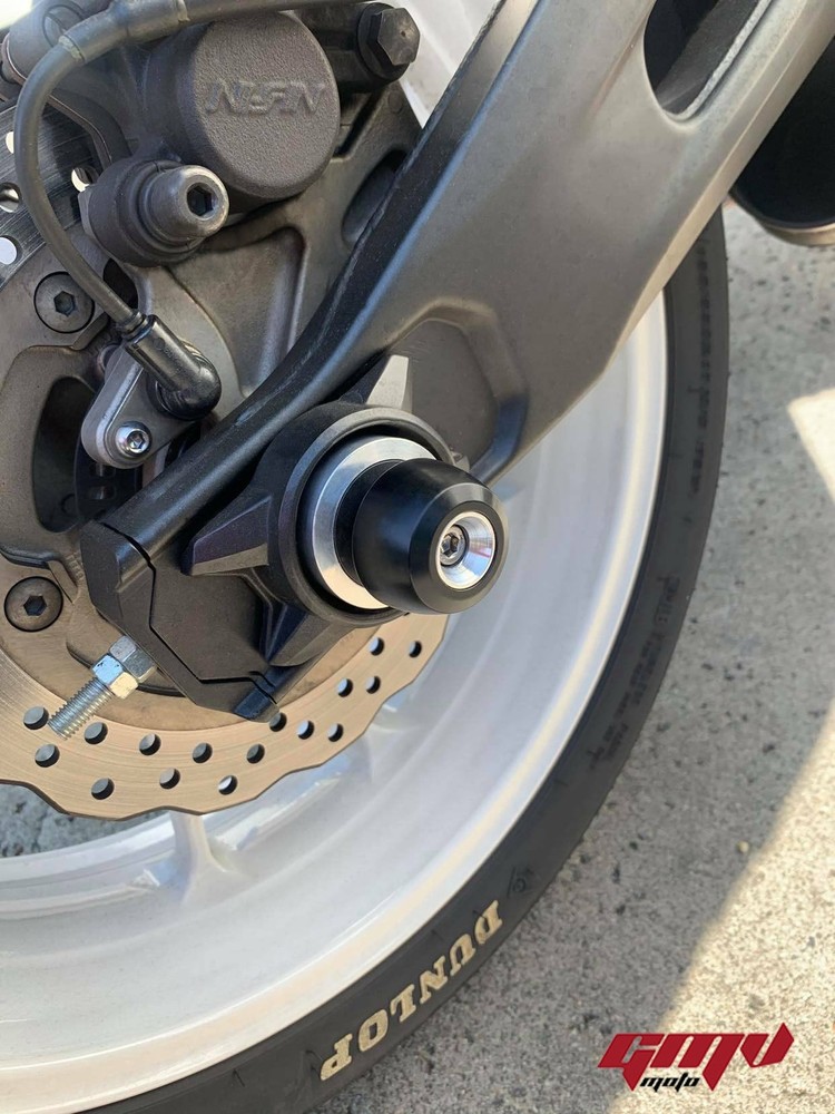 Rear Axle Sliders And spool