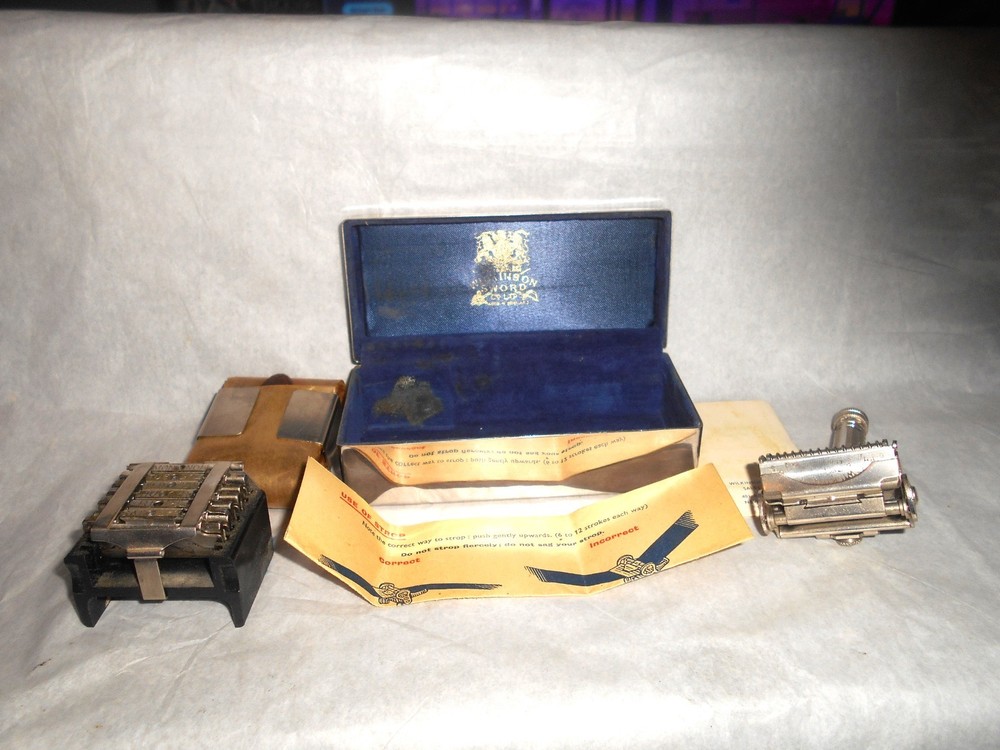 Wilkinson Sword Co. Ltd. "Empire Model 7 DAY SET W 30"