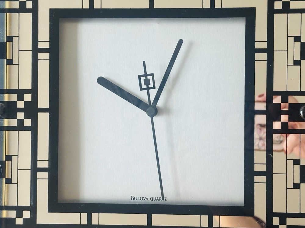 Frank Lloyd Wright Bulova Modern Abstract Wall Clock Signed Bottom Right WORKS!