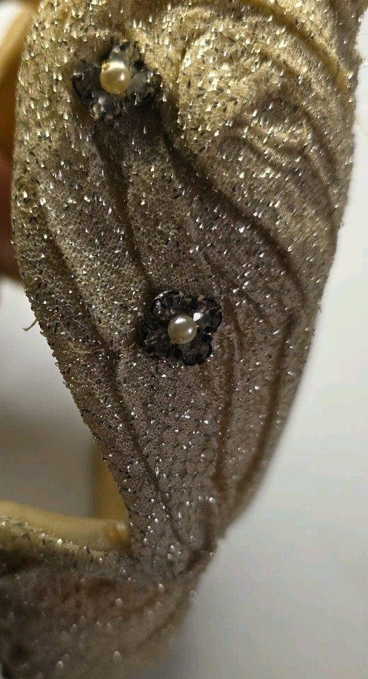 Vintage Womens Dress Hat With Charms