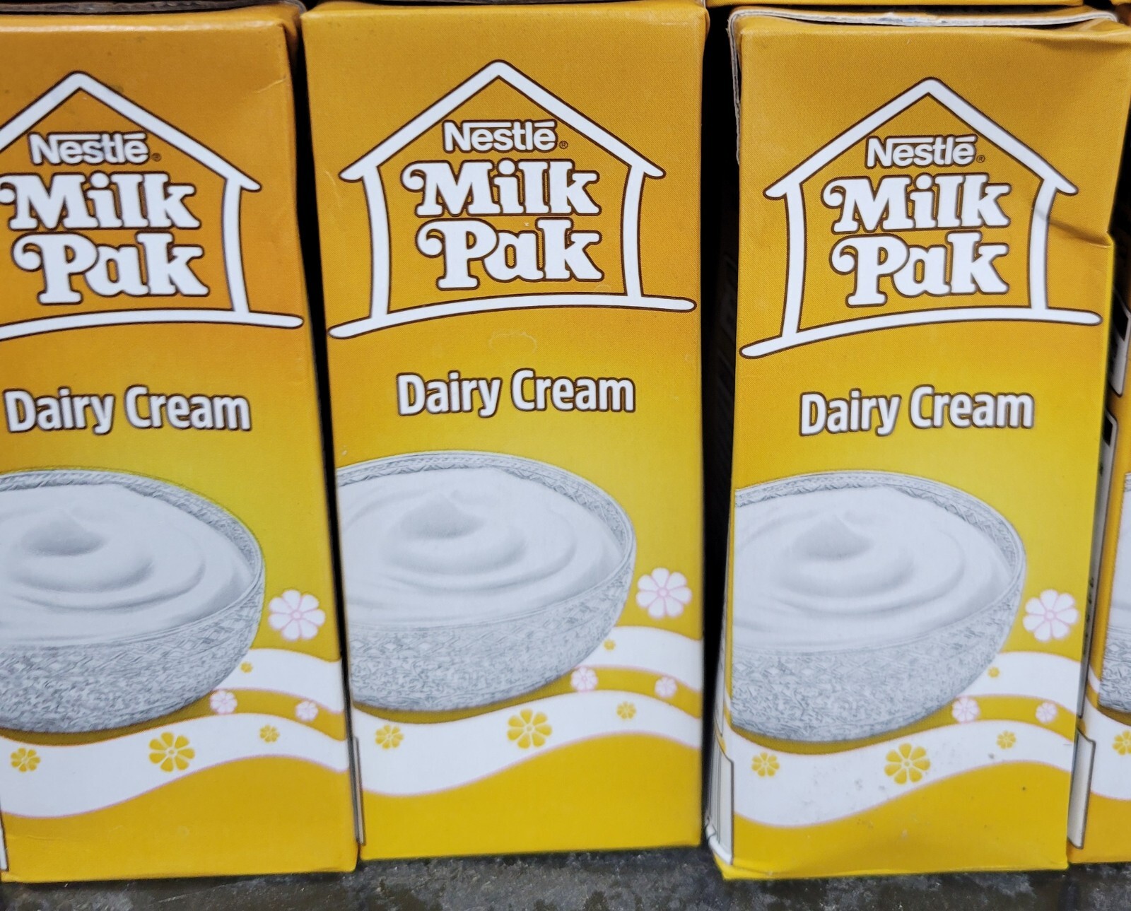 Nestle Milk Pak Dairy Cream 200ml (Pack Of 6) Expiry July 2026