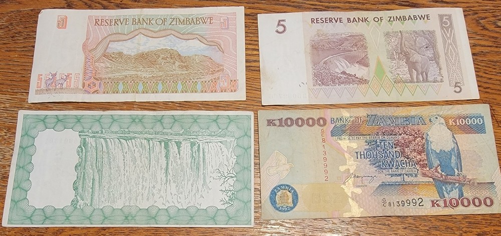 4 ZIMBABWE NOTES T-BAG