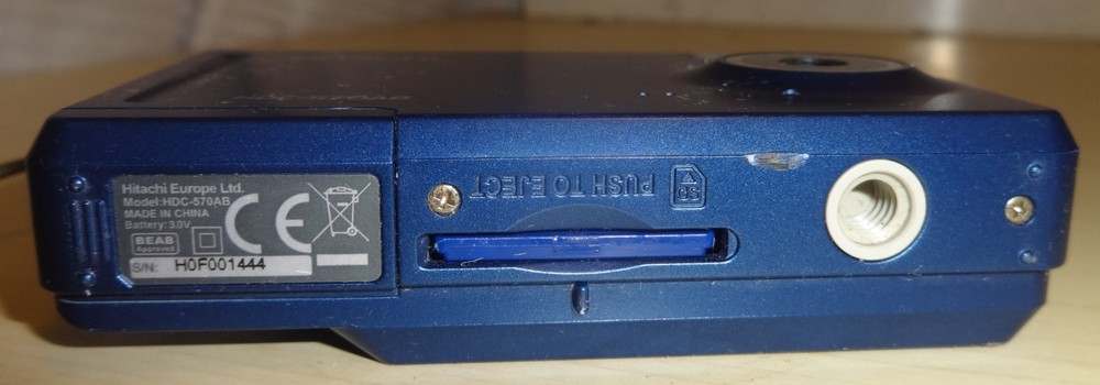 👌Hitachi HDC-570AB Blue 5mp Digital Camera