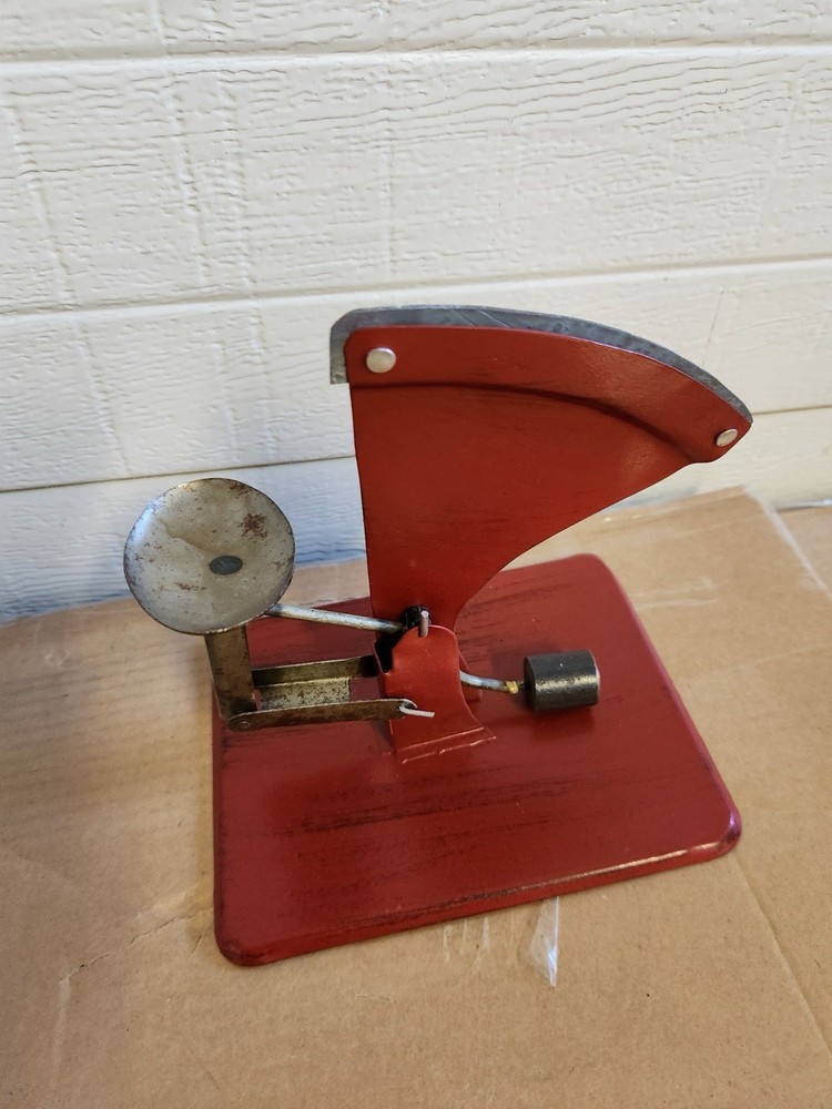 Reproduction Cyclone Eggs Scale