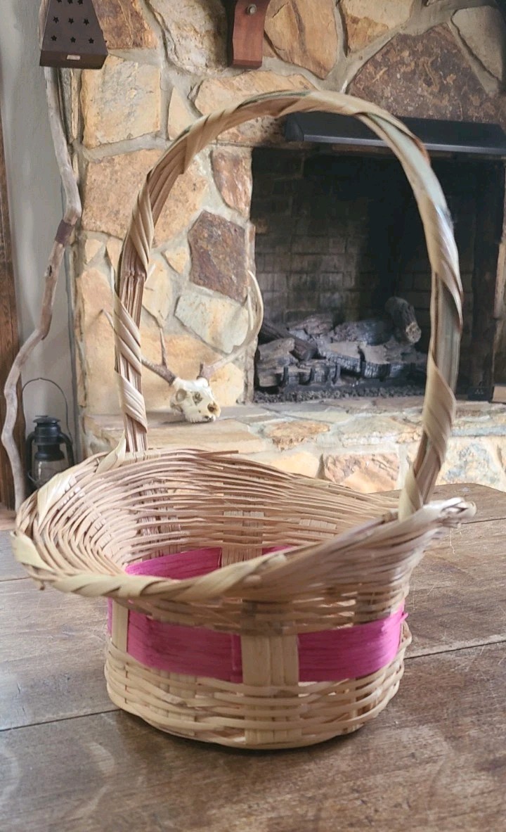 Vintage Woven Easter Basket Pink Green Handle Mexico 70s Traditional 9 X 11