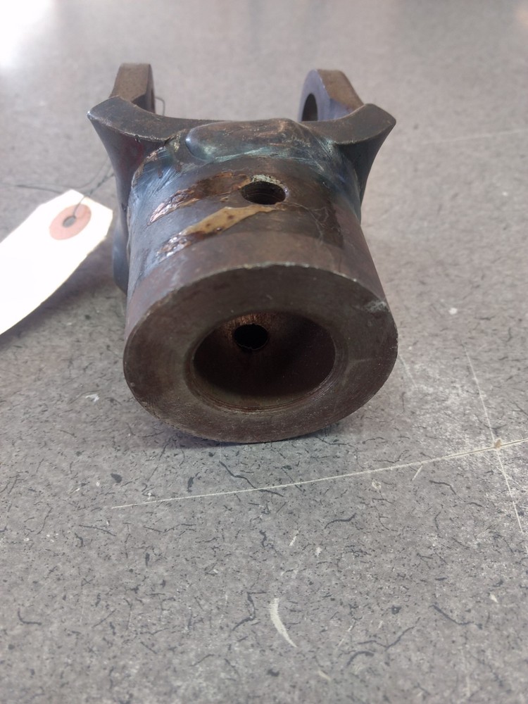 W802-1218 PTO YOKE