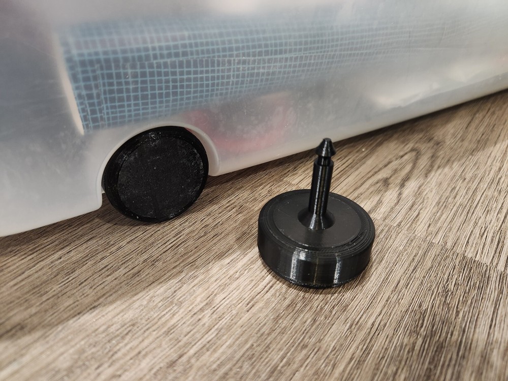 1x Replacement Wheel for Sterilite 66 Quart Under Bed Storage Box Container