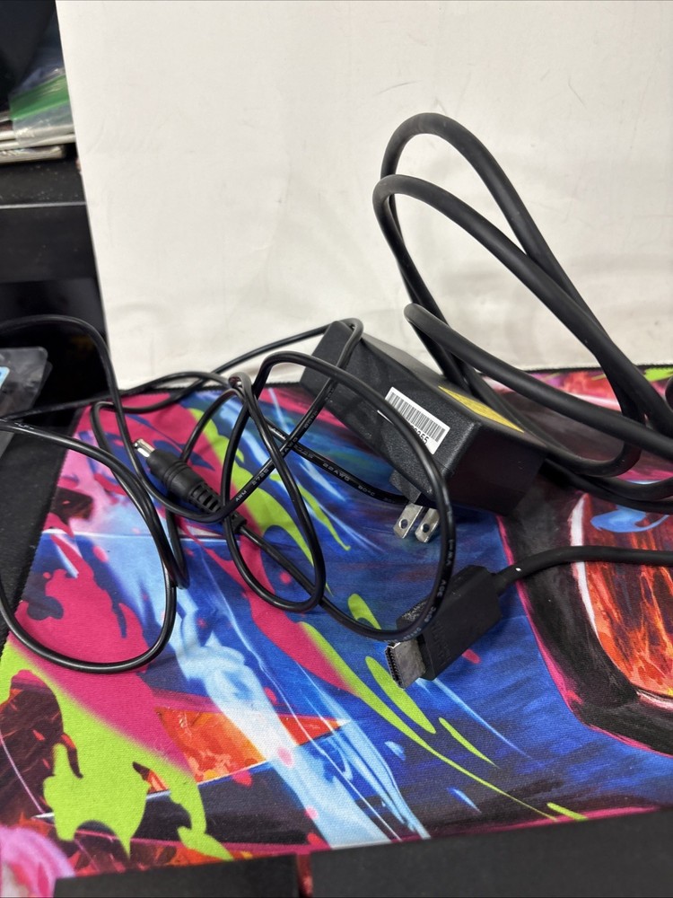 Playstation 4 1ST GEN VR HEADSET BUNDLE