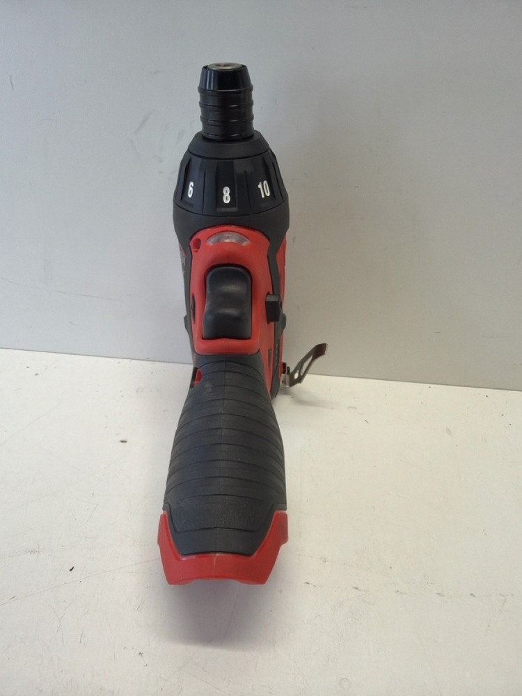 MILWAUKEE TOOLS 2401-20 (P05023901)