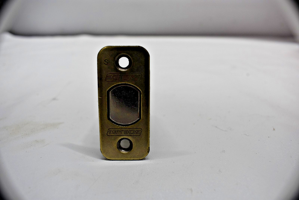 SCHLAGE ANTIQUE BRASS DEADBOLT LATCH