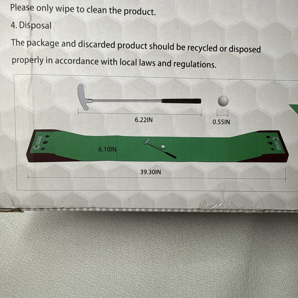 2 Player Mini Tabletop Golf Putting Game