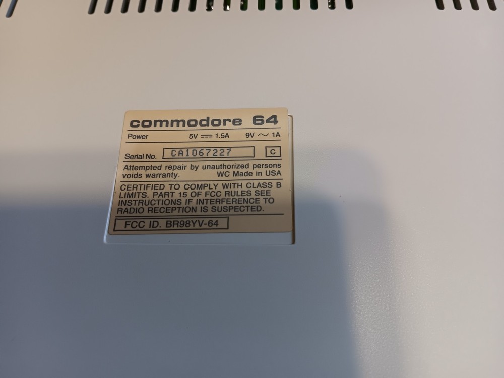 CLEANED, TESTED, WORKING, and RECAPPED NTSC Commodore 64.