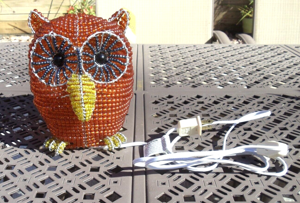 Beaded land: Owl nightlight