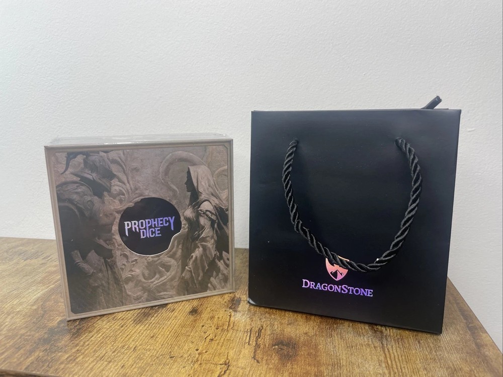 Dragonstone Prophecy Dice -Gold