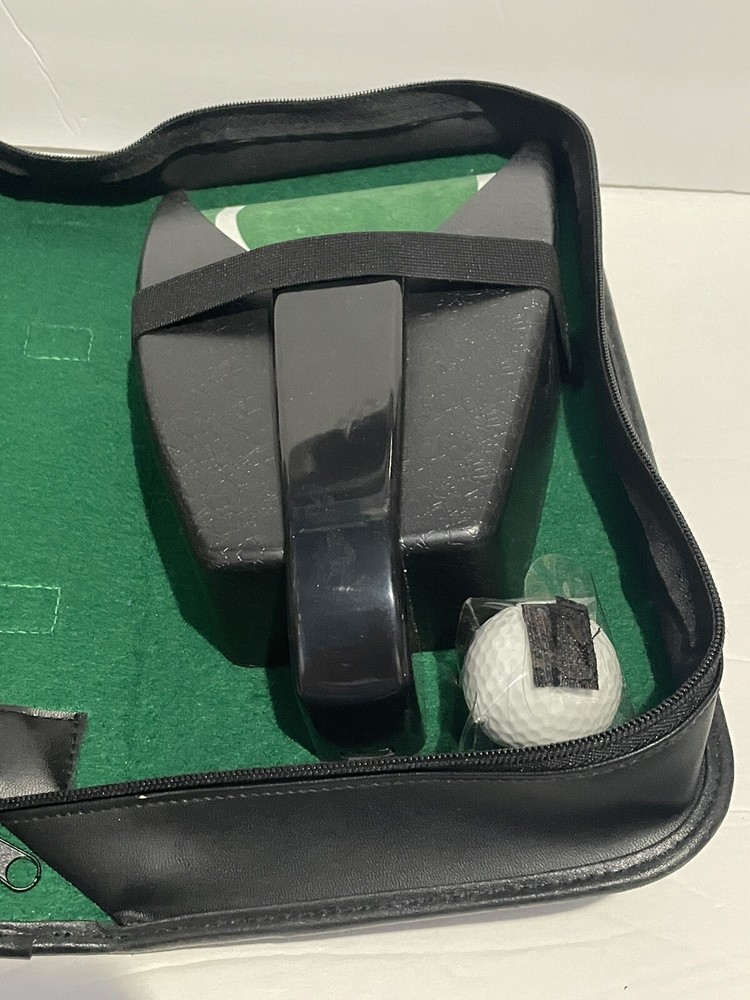 Indoor Executive Golf Putting Set w/Carry Case