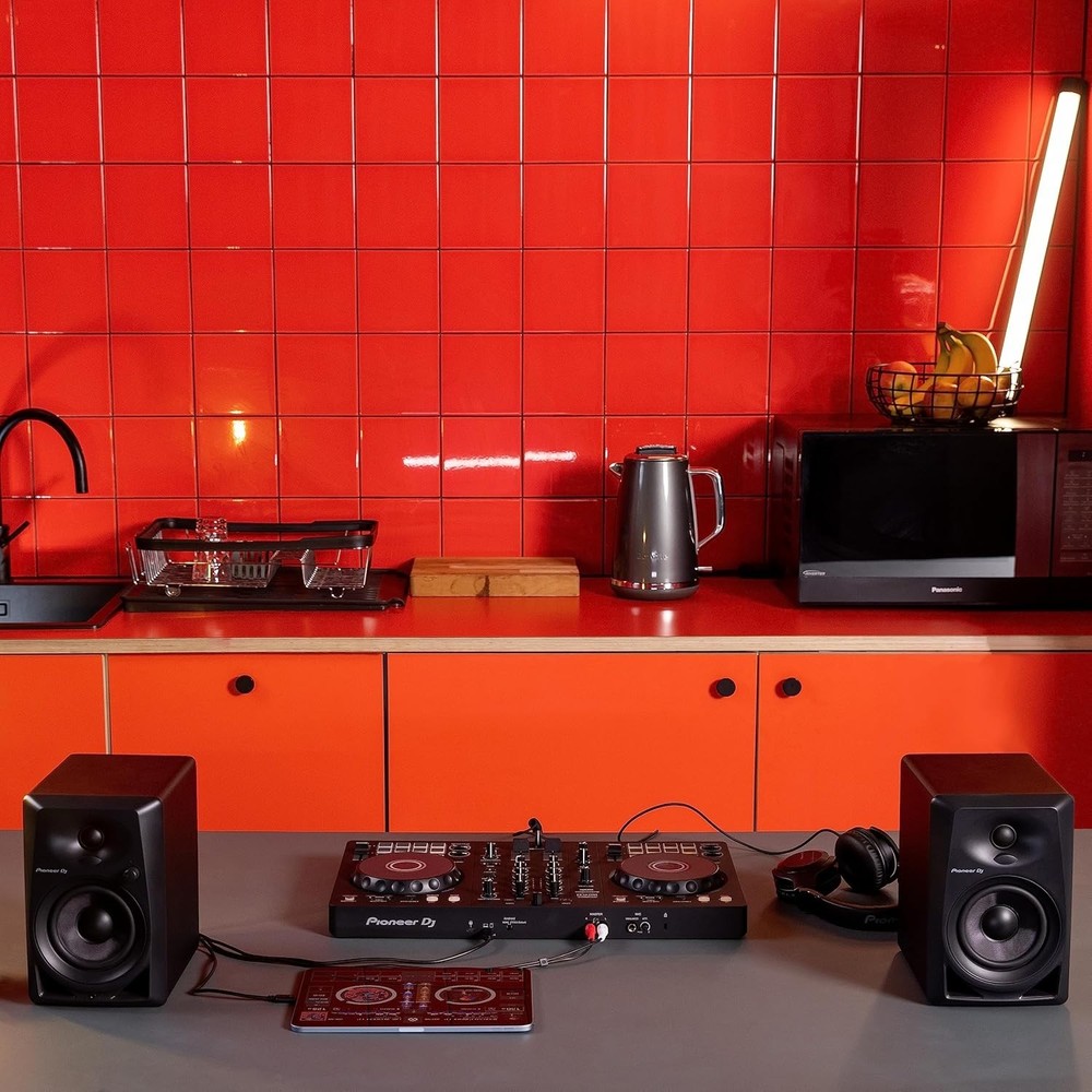 DDJ- 2-deck Rekordbox and Serato DJ Controller - Graphite