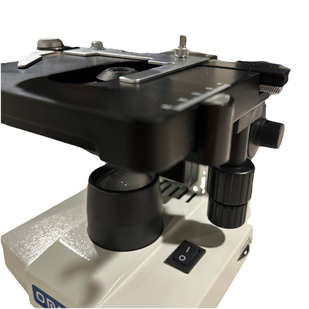 Binocular compound microscope M 82ESCO Max