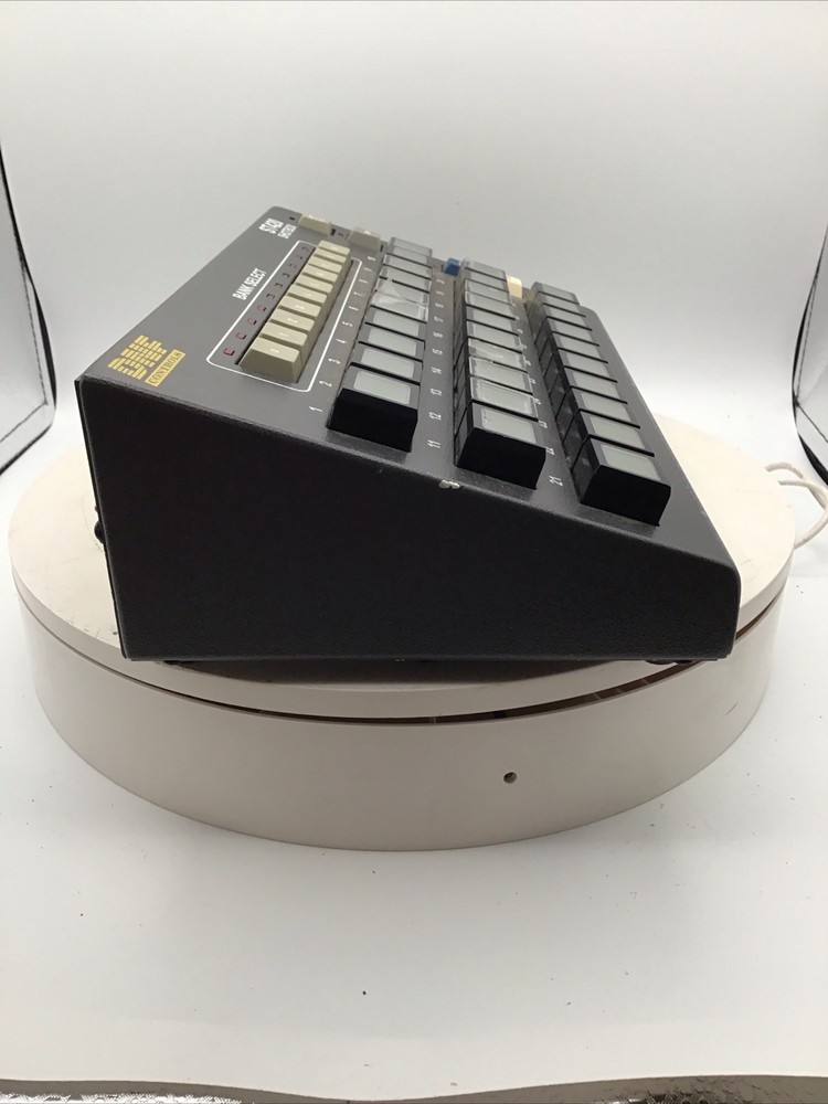 DNF ST420 Shotbox Broadcasting Controller Panel UNTESTED