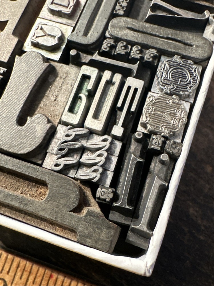 Printing Blocks “ Ornamental Borders Dingbats” Variety #LA