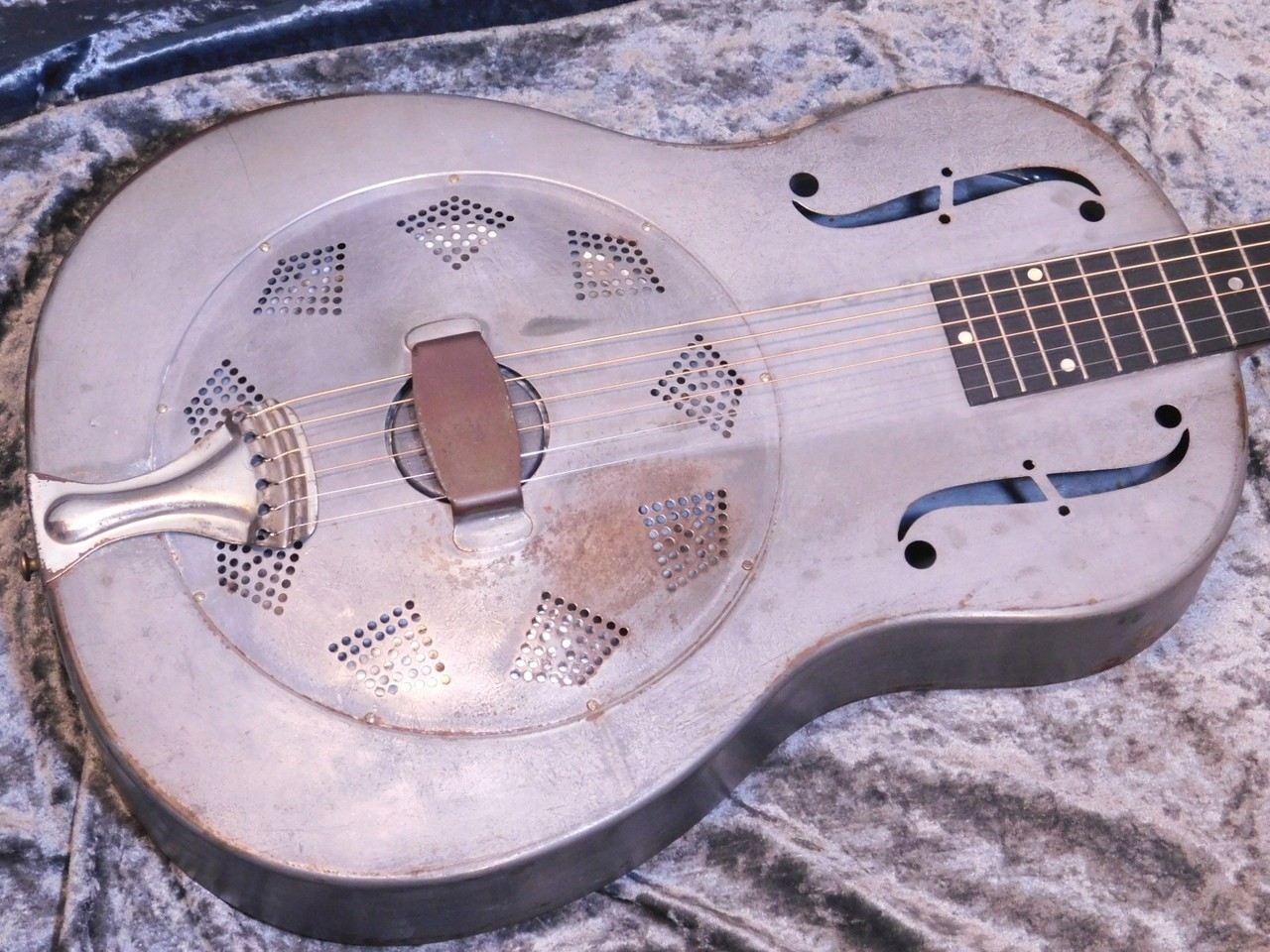 National Duolian 1931 resonator guitar