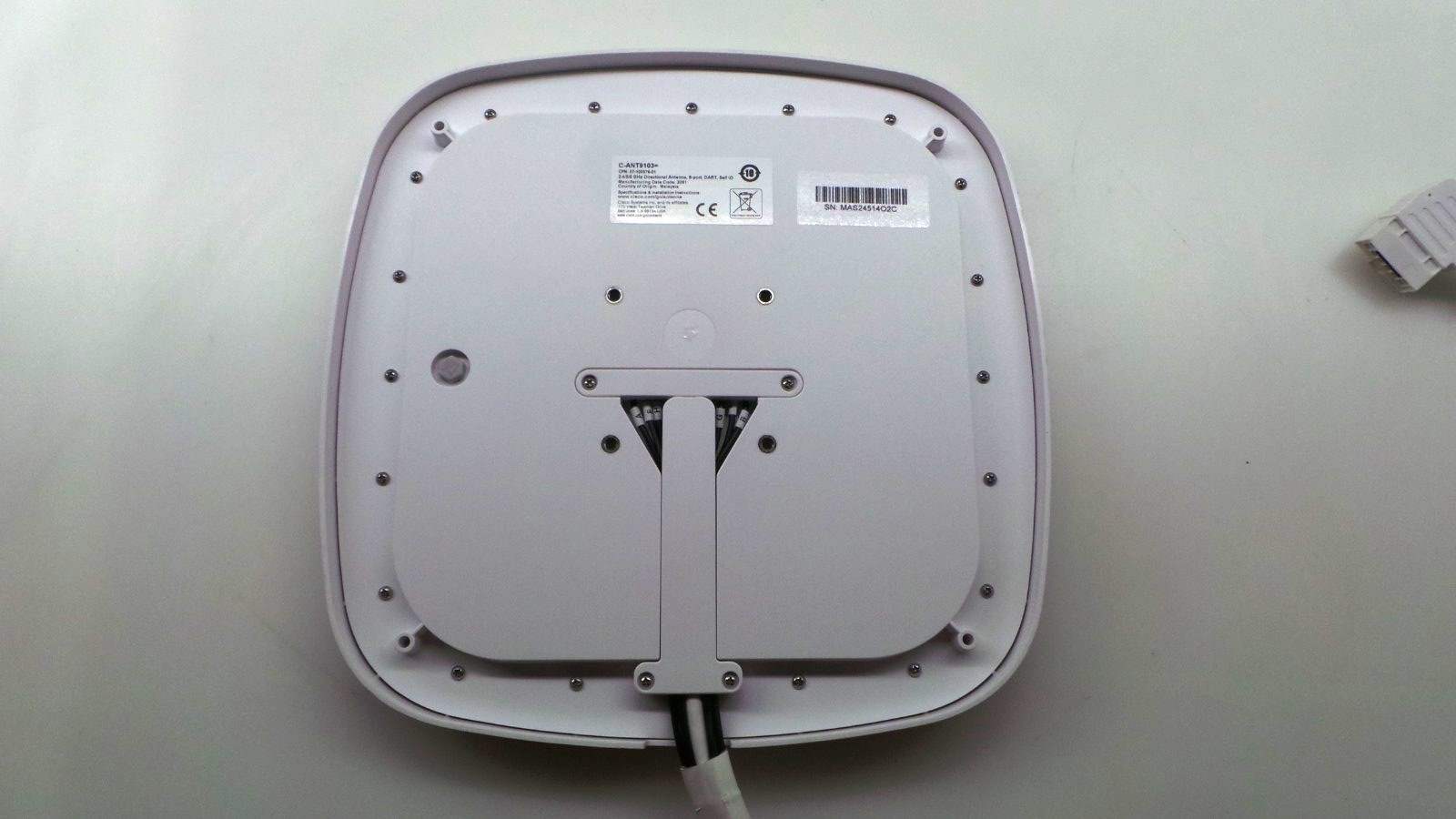 Cisco C-ANT9103= 2.4/5/6 GHz Directional Antenna 8-Port, DART Bulk Qty available