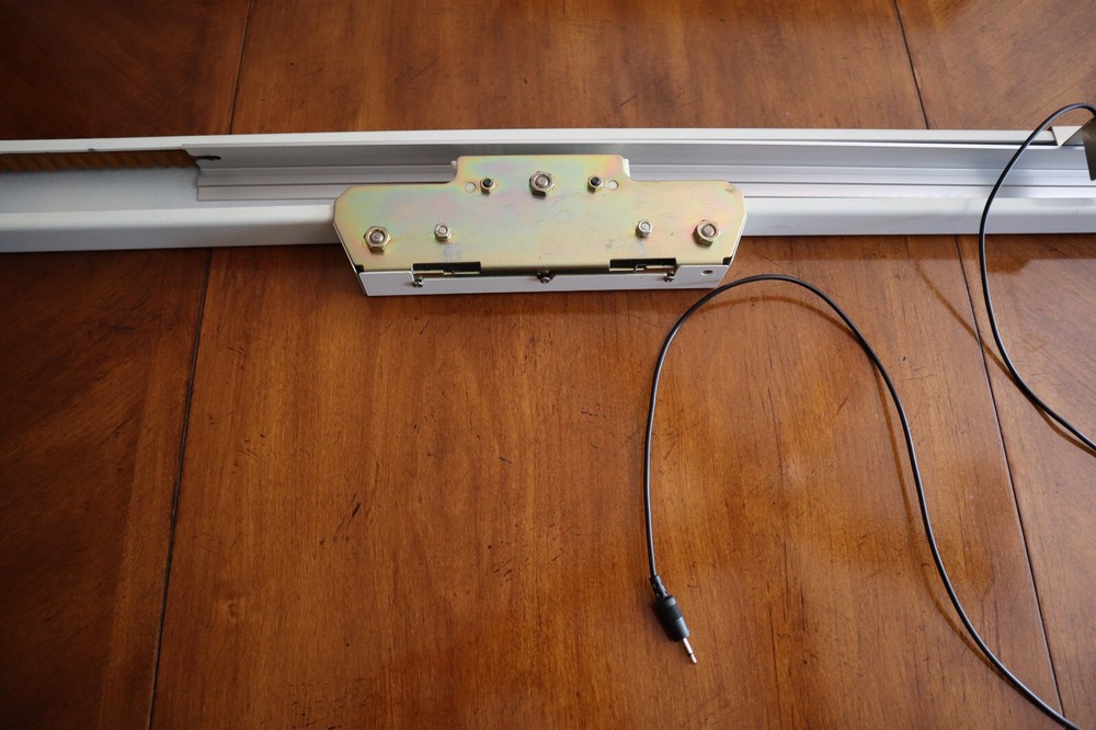 Knitking PDU same as Brother KE100 Knitting Machine Replacem SHUTTLE + RAIL ONLY