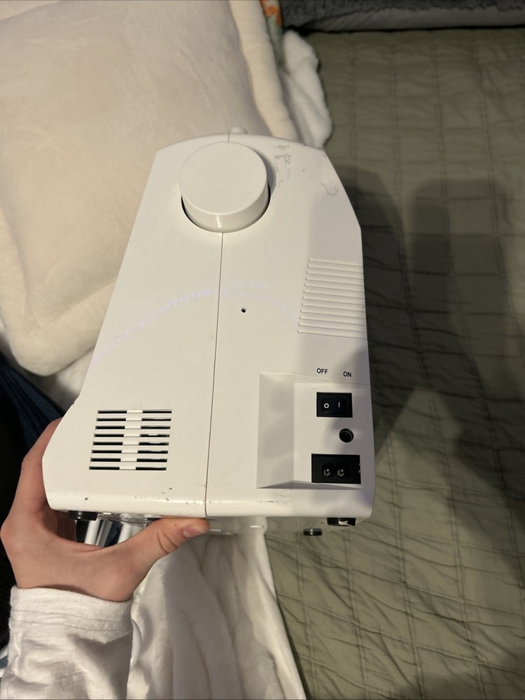 SINGER 5400 Sew Mate Computerized Sewing Machine