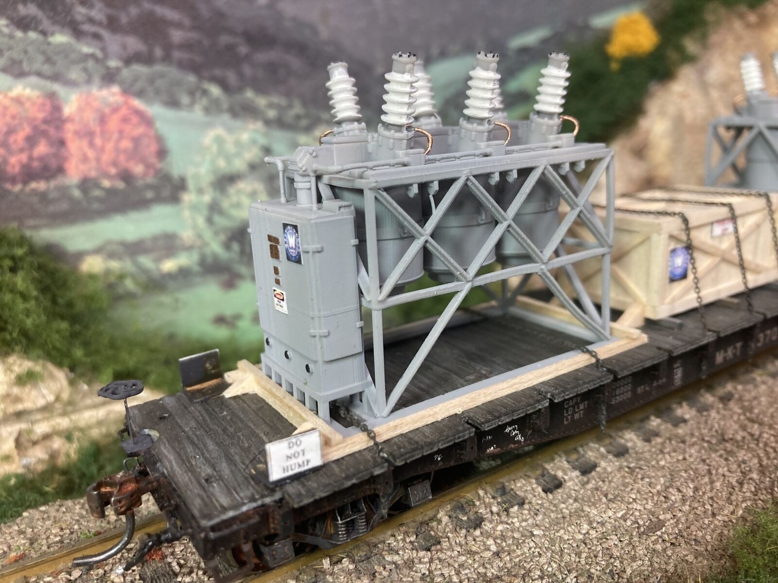 2 (3)Phase Oil Circuit Breakers Railcar/Flatcar Load (1:87th - H.O. Scale)