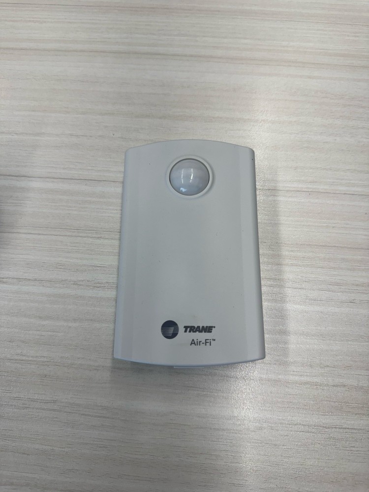TRANE SEN02503 WCS-SC02 Air-Fi Wireless Room Sensor With CO2  & Occupancy sensor