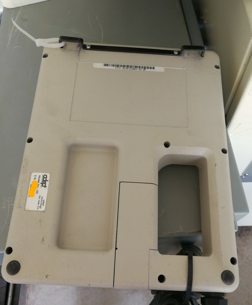 ADEPT TECH PENDANT CONTROLLER MODEL NO:133 P/N 133