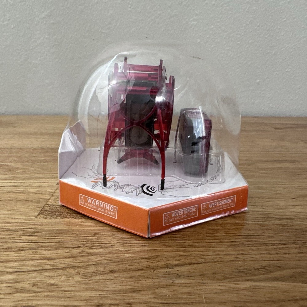 *Brand New* HexBug Inchworm Micro Robotic Creatures 2010 Innovation First Red