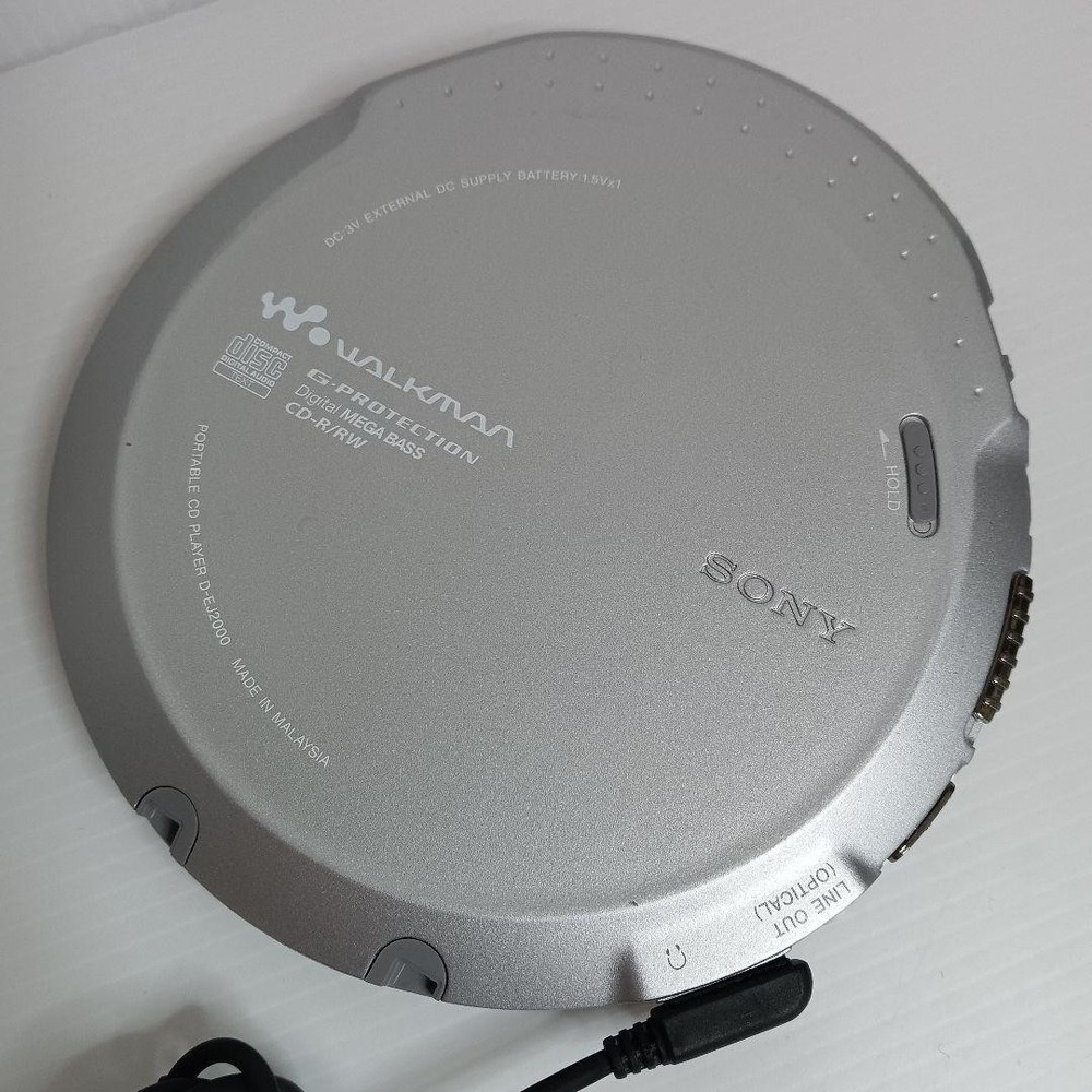 SONY D-EJ2000 Walkman portable CD player CD-R/RW Digital Audio system Silver