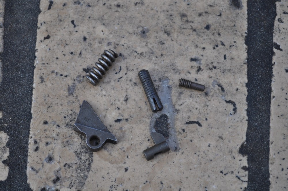 Springfield 1903 1903A3 parts ejector sear spring cutoff screw front base screw