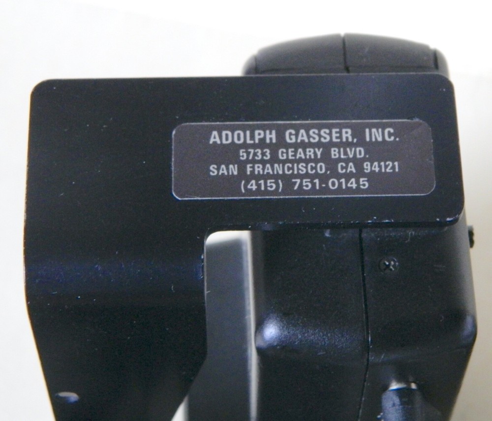Rotating Macro Flash Bracket by Adolph Gasser + Unomat B20C Flash
