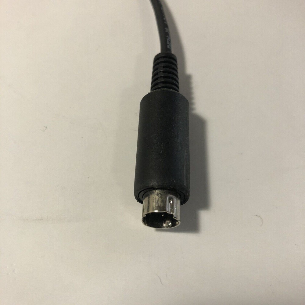 August Technology LED Ring Light Ultra Light RL01B-00AA 12VDC Input