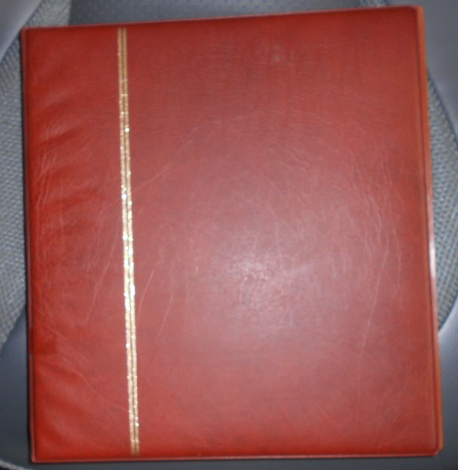 Red  Hagner-VISIR Stamp  Album with 15 white pages and 6 black pages