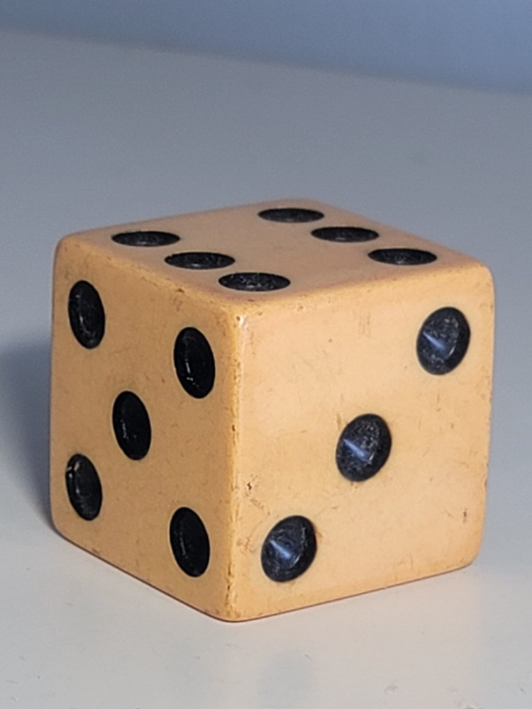 2pc Butterscotch Bakelite Dice Pair 77 Grams Vintage 1.25"
