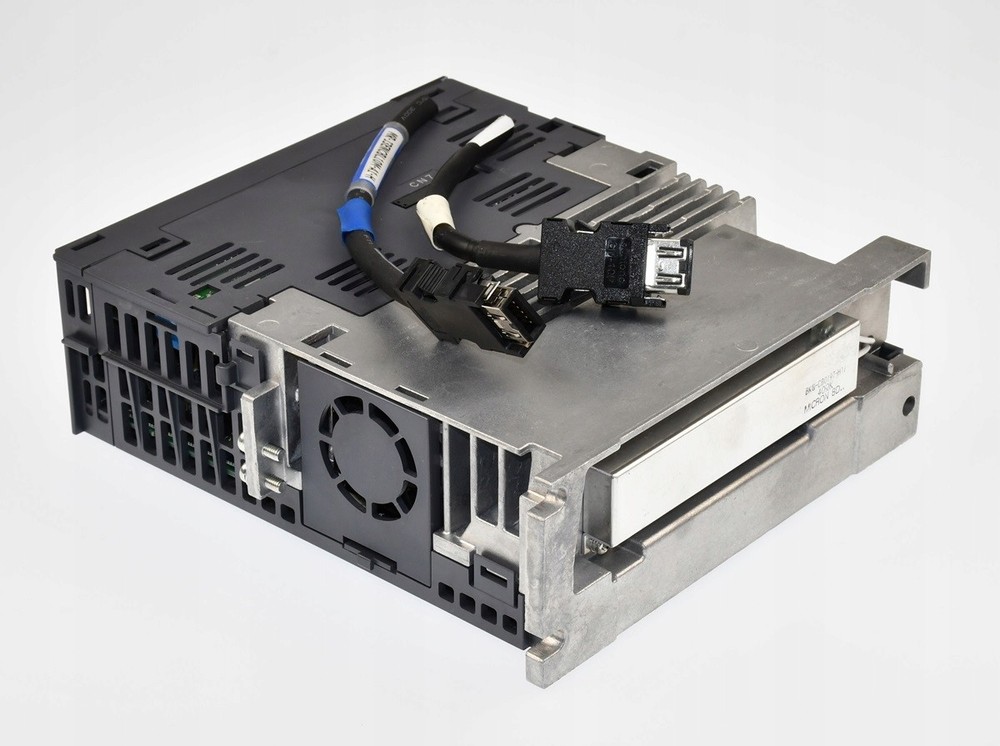 Mitsubishi MR-J3-70B-RJ004U502 CNC Controller