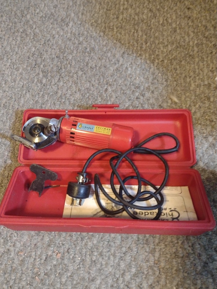 eastman chickadee Electric Shears   Sissors Used